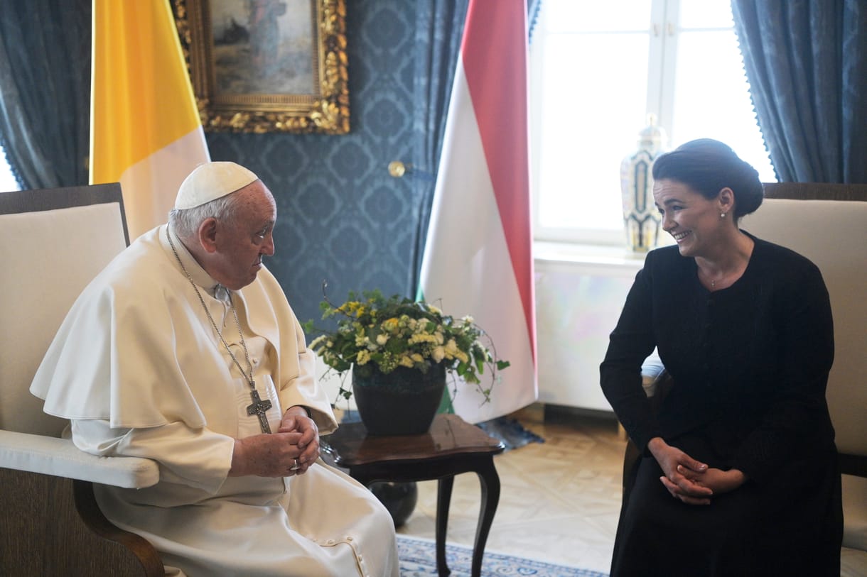 Novák Katalin sem tud többet mondani a titkos vatikáni békemisszióról, de egyébként sem lát rá valódi szándékot a részes felektől