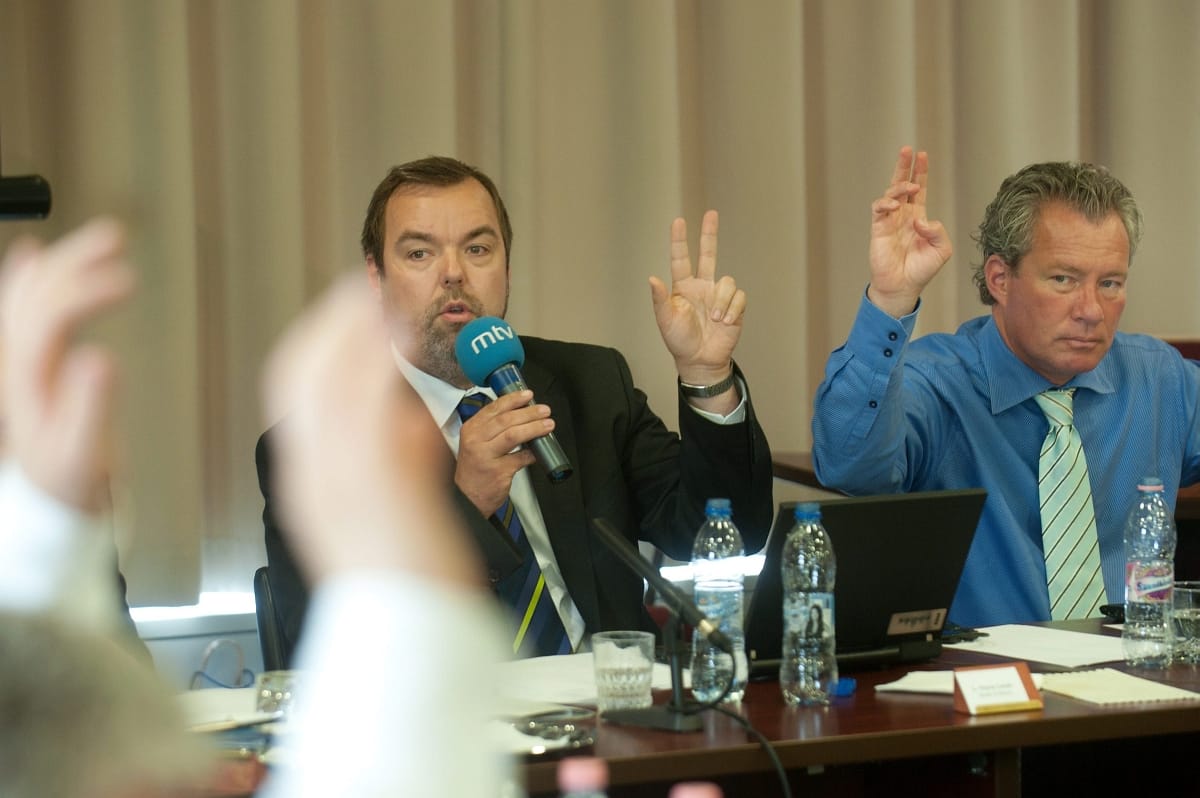 Zsidózás a parlamentben: „hullarablásról”, „holokausztiparról” beszélt Novák