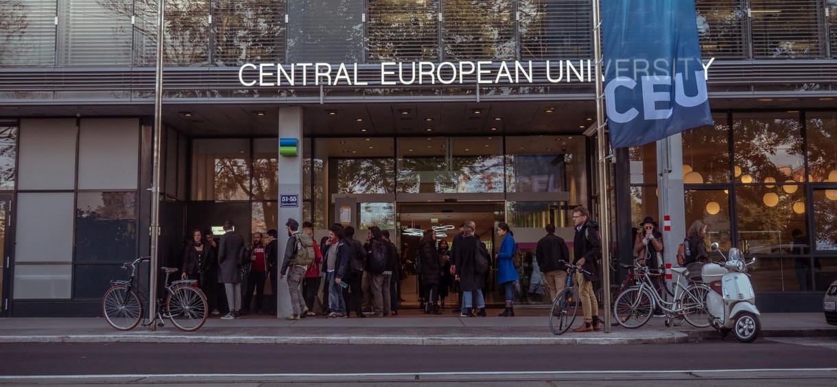 Korrepetálást és lelki segítségnyújtást is vállalnak a CEU önkéntesei