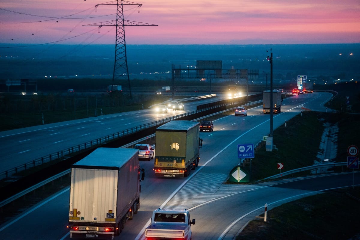 Tizenegyórás pihenőidőt kapnak a sofőrök