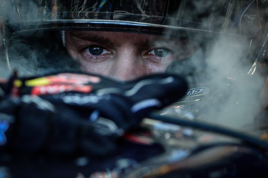 Vettel mindent vitt Texasban és lenyomta Schumachert