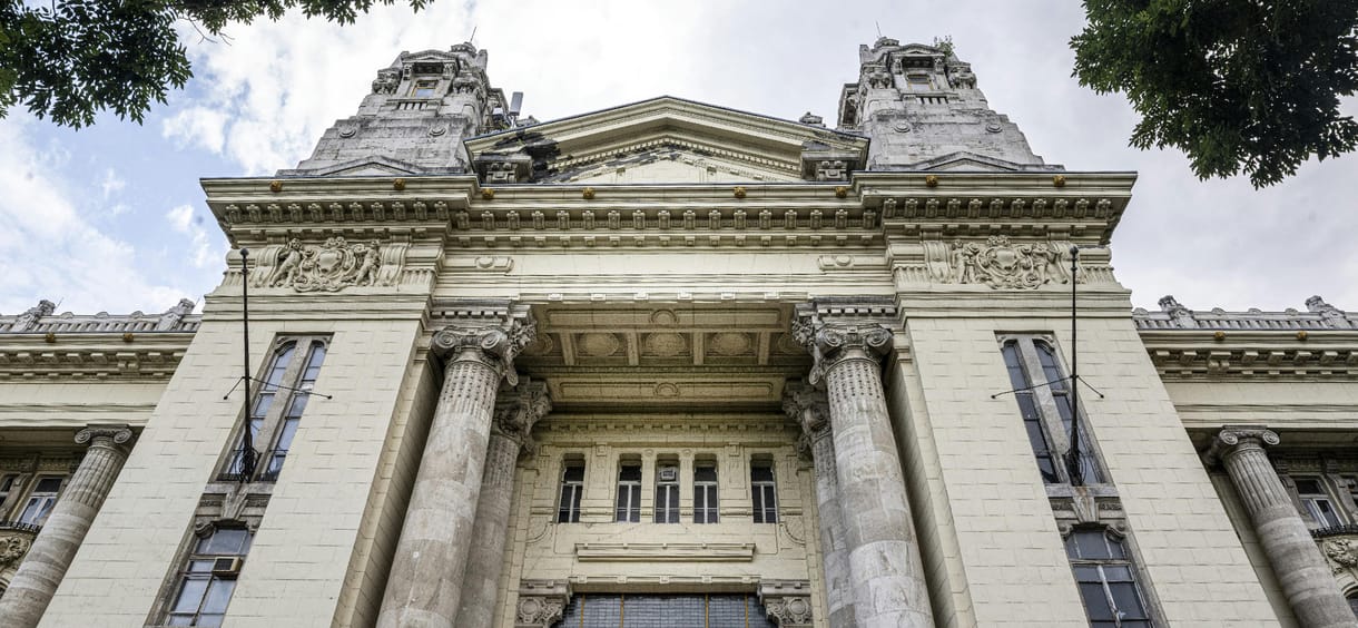 Különös alkut kötött Tiborcz a Tőzsdepalotára, igaz, ezúttal sem a magánvagyonát kockáztatja