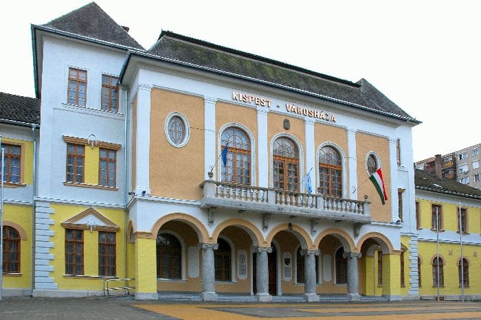 Csalás és pénzmosás miatt nyomoznak a kispesti önkormányzat egyik cégénél történtek után