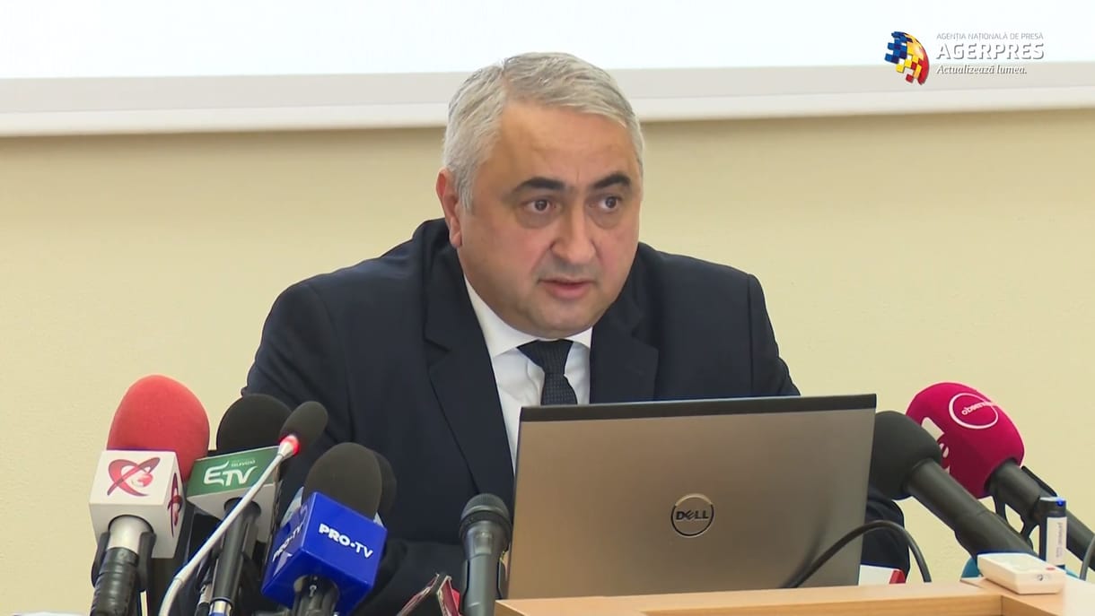 Belebukott a nyelvoktatás körüli feszültségbe a román miniszter, lemondott