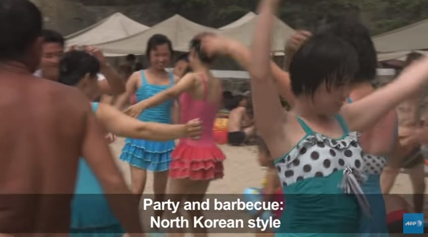 Ritka videó került elő tengerparton bulizó észak-koreaiakról