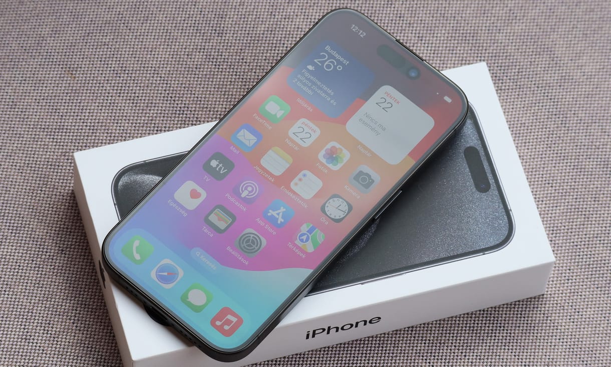 Szuperkijelzőn dolgozhat az Apple, amit csak az az egy ember láthat, aki pont szemben van vele