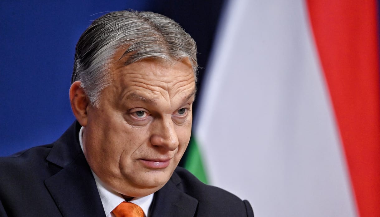 Orbán-klóninterjúkkal támad karácsonykor a Mediaworks