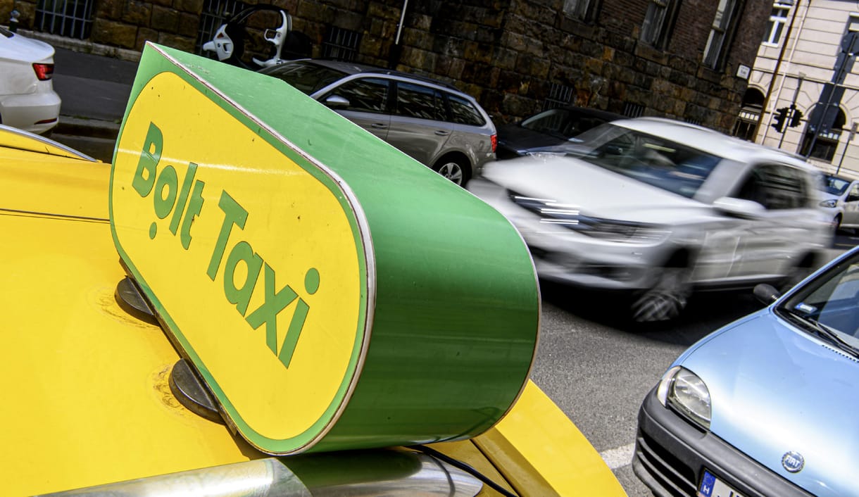 Megint kritizálják a Boltot a budapesti taxisok, ezúttal a számlázási gyakorlat miatt