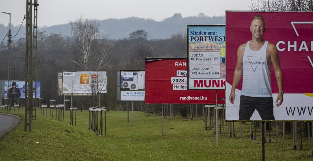 A főváros nem kér a milliárdokból, Mészáros Lőrincék maradhatnak a budapesti reklámpiac urai