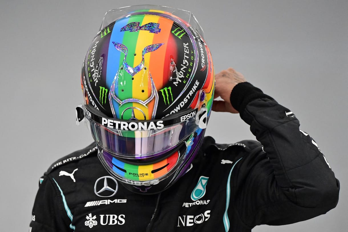 Eddie Jordan szerint Hamiltonnak a Ferrarinál lenne a helye, nem a Mercedesnél