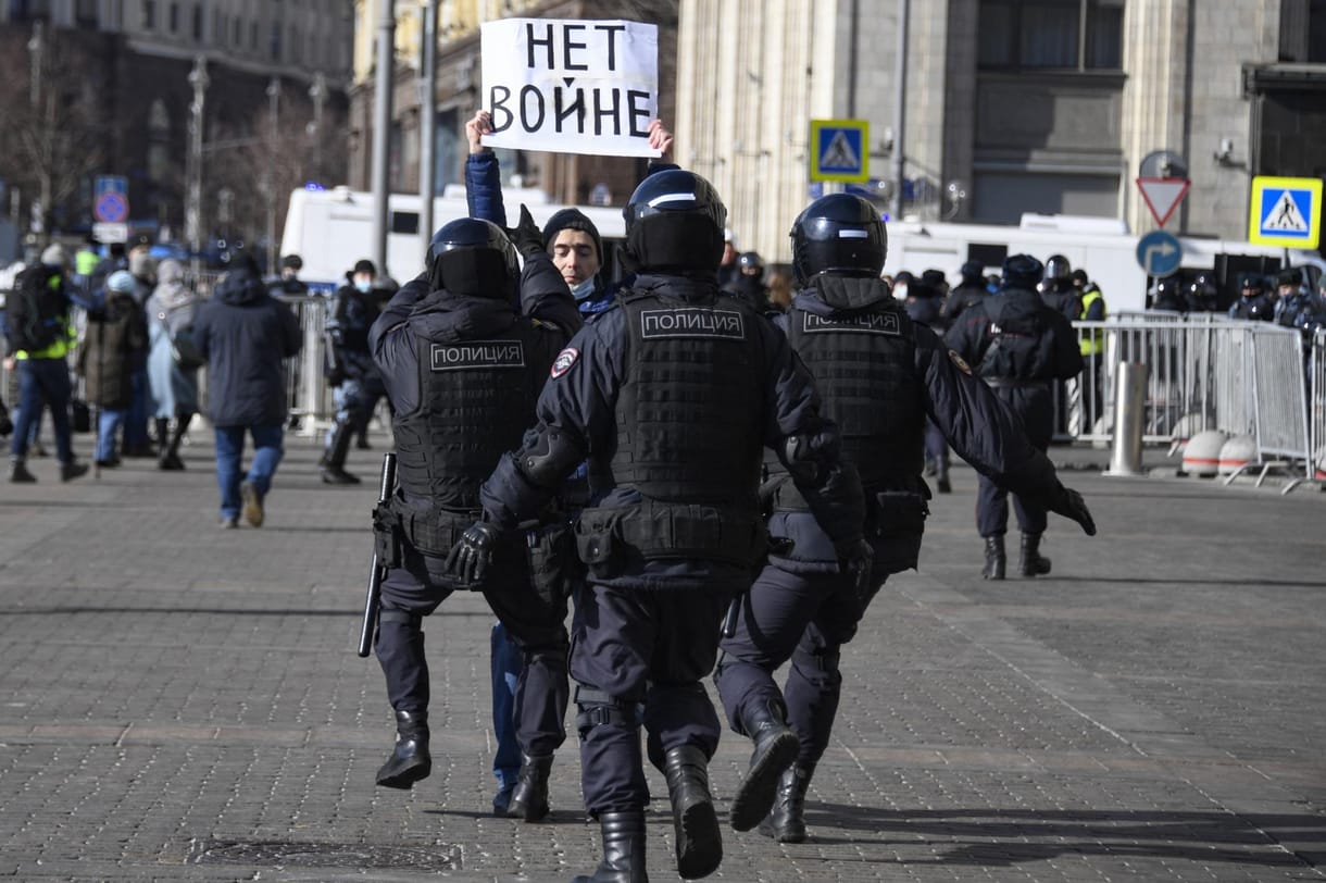 Így válik diktatúrává Putyin autoriter rendszere