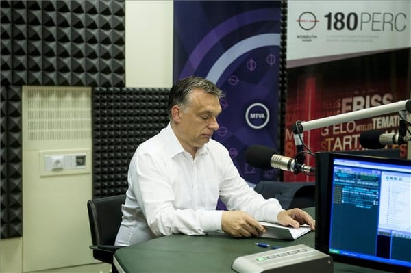 Orbán: Akár fizikailag is lezárhatják a szerb–magyar határt