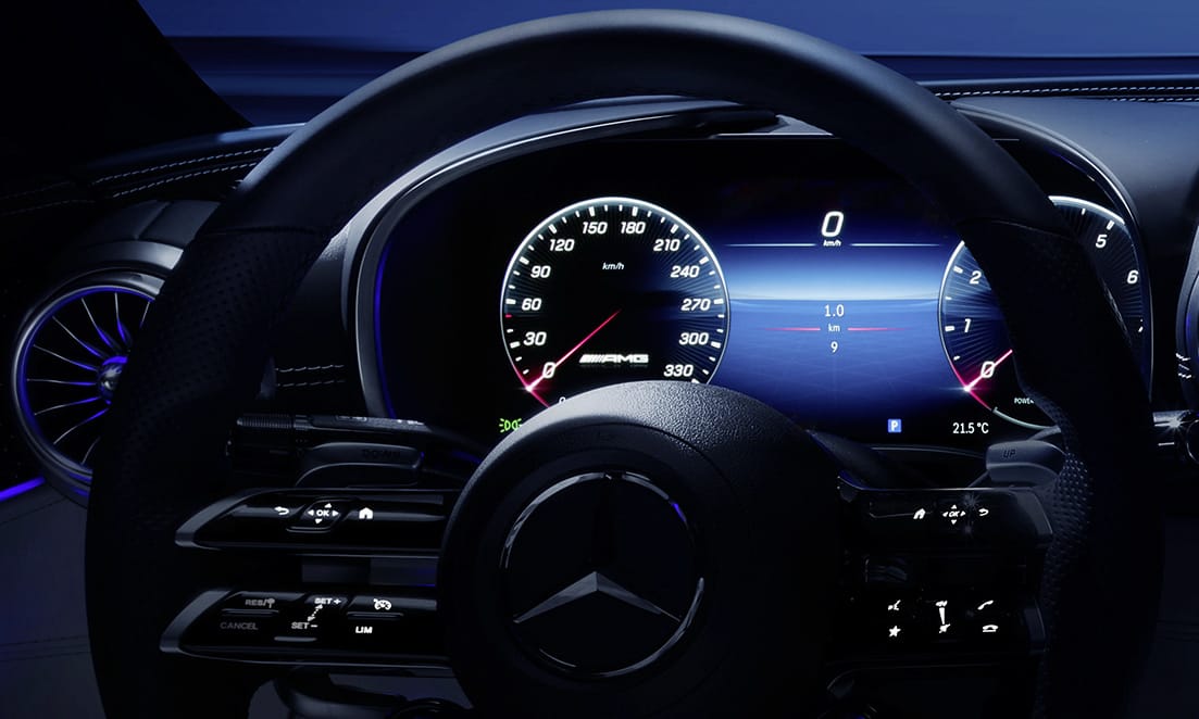 Íme az új Mercedes SL műszerfala teljes pompájában