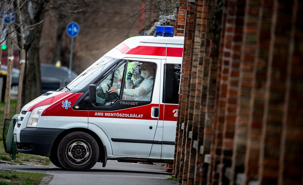 A koronavírus magyarországi áldozatai közül 15-nek volt valamilyen betegsége – itt vannak az adatok