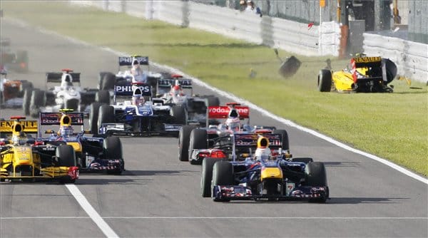Vettel nyert, a Red Bull tarolt a Japán Nagydíjon