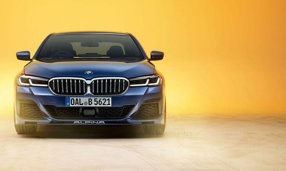 621 lóerős sportkombiként támad a megújult 5-ös BMW
