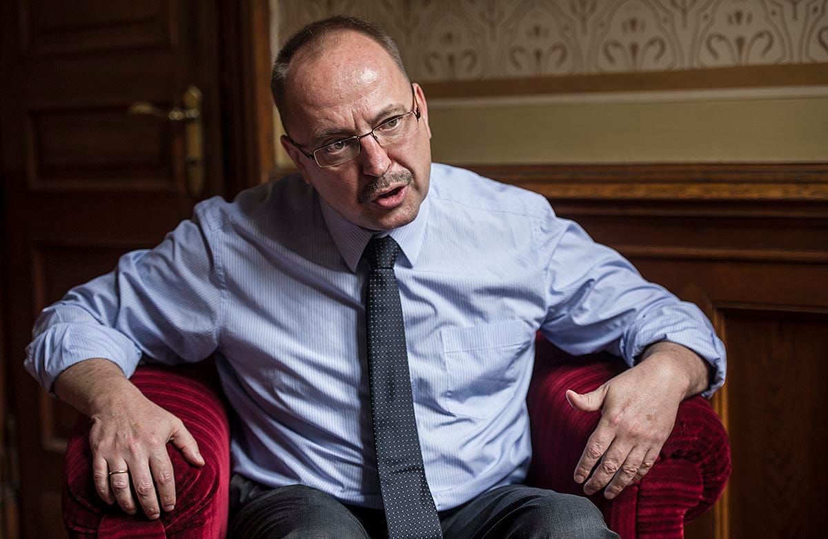 Németh Zsolt: Bátrabb, de kompromisszumosabb EU-s külpolitika kellene