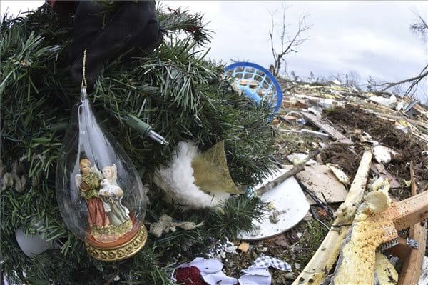 Két nap alatt 24 tornádó csapott le Amerikára – videók