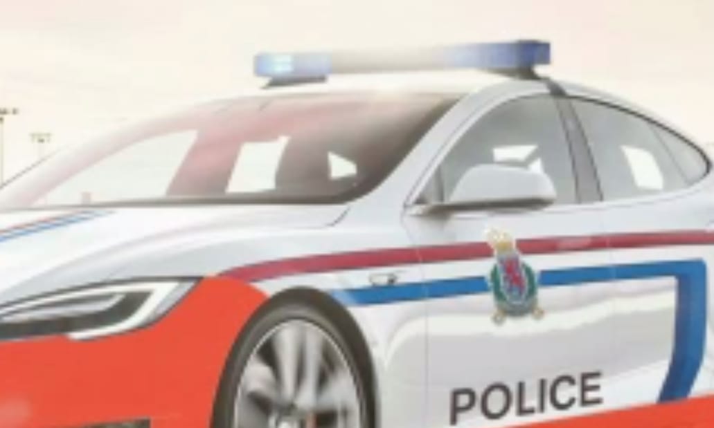 Egyre gyakoribbak az elektromos rendőrautók, jönnek a szirénás Teslák