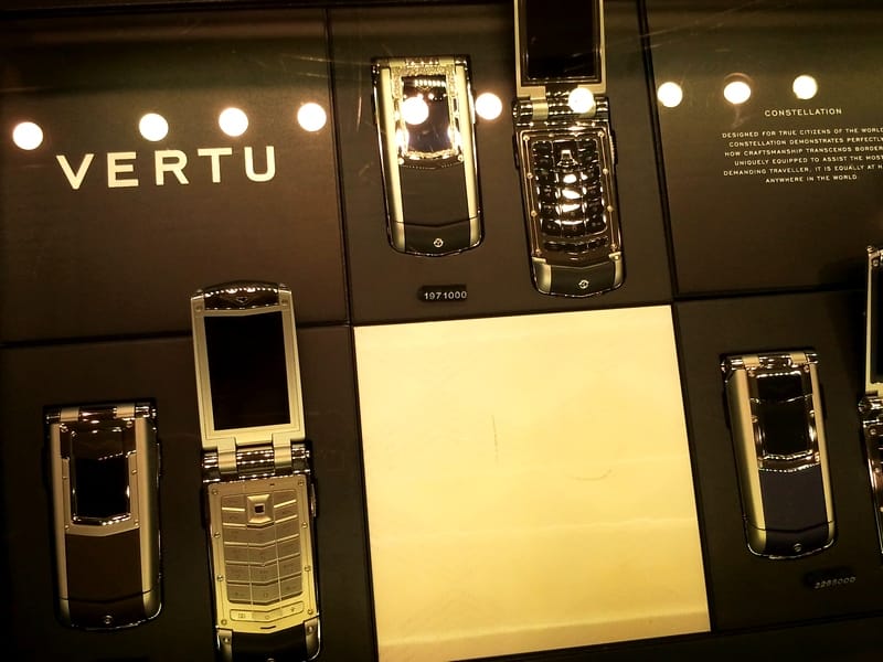 Kétmillió forint egy telefonért – mégis mit tud?