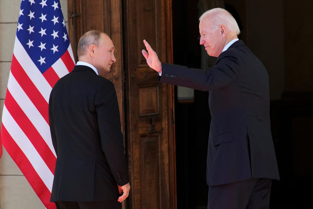 Az Amerika és a NATO előtti korlátokat is beismerte a szankciók felsorolásánál Biden