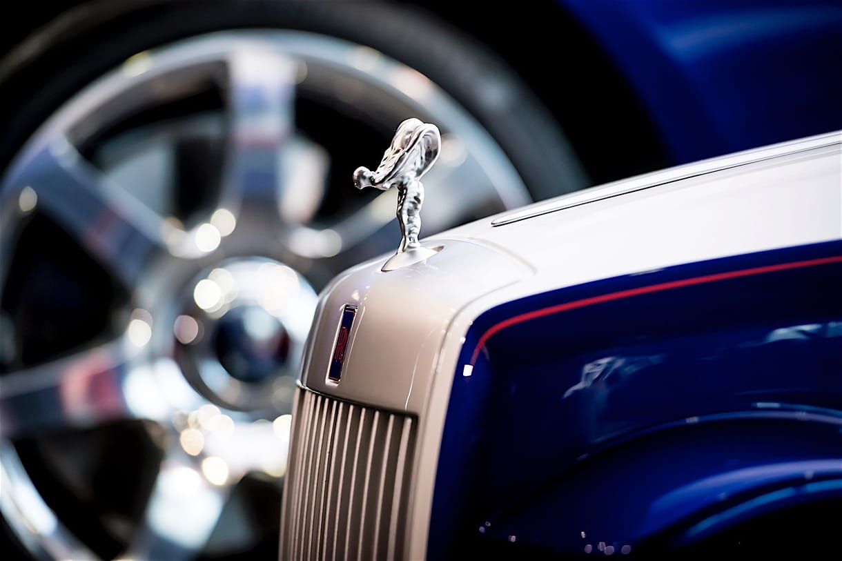 400 óra alatt épített egy autót a Rolls-Royce csapata, hogy boldoggá tegyék a beteg gyerekeket