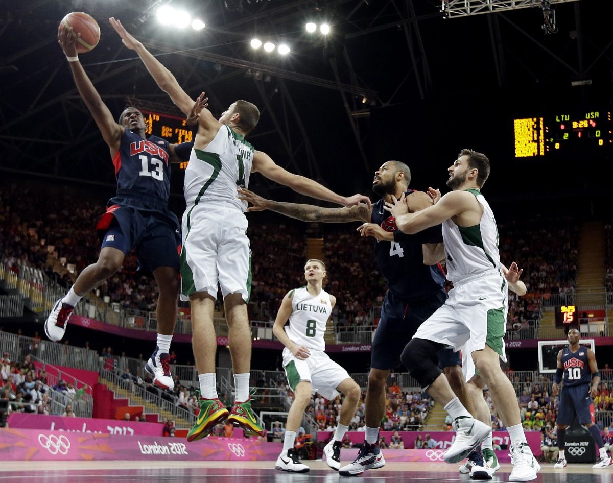A félelmetes Durantula és szárnysegédei oktatják a világot