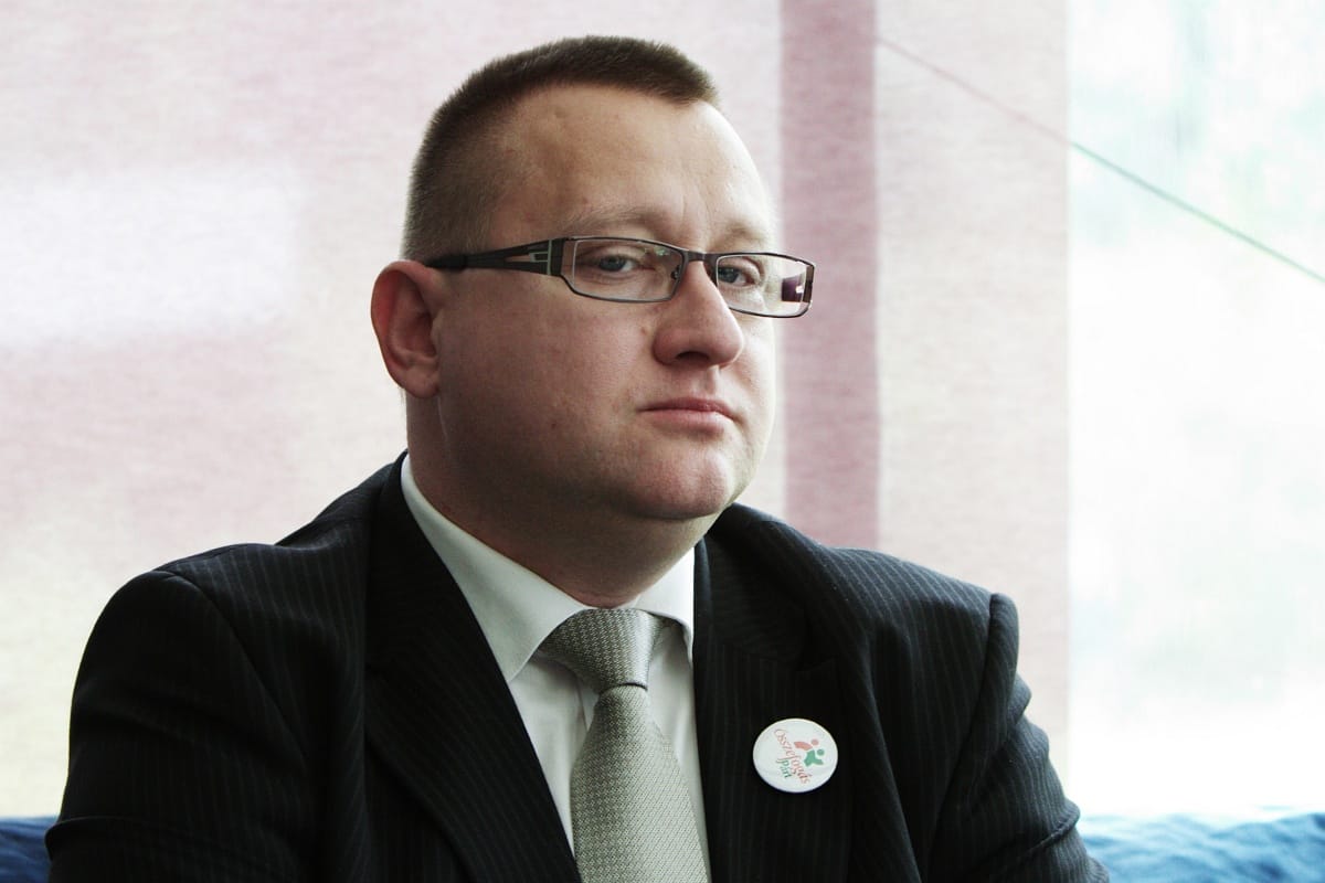 Szepessy rovott múltja miatt dobták vissza az Összefogás Párt listáját