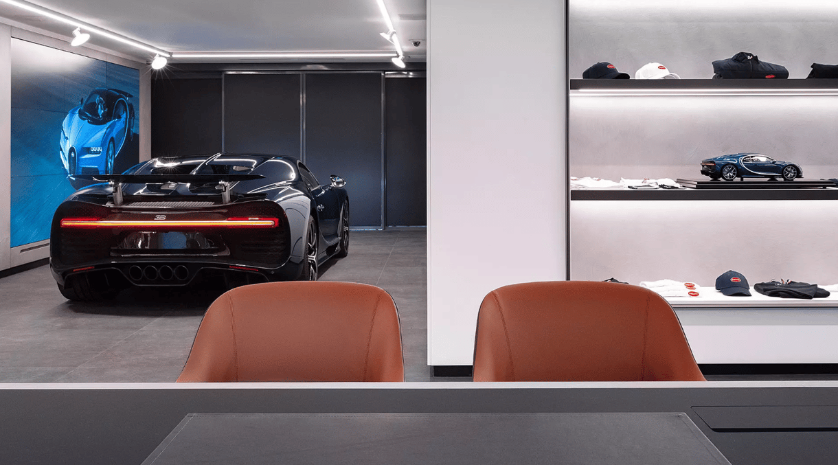 Pont olyan egy Bugatti-szalon Párizsban, mint amilyennek elképzeli
