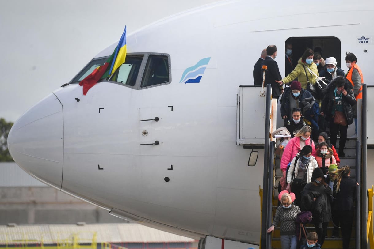 Intézményi rasszizmusról is beszélnek, amiért az EU-ban kivételeznek az ukrán menekültekkel 