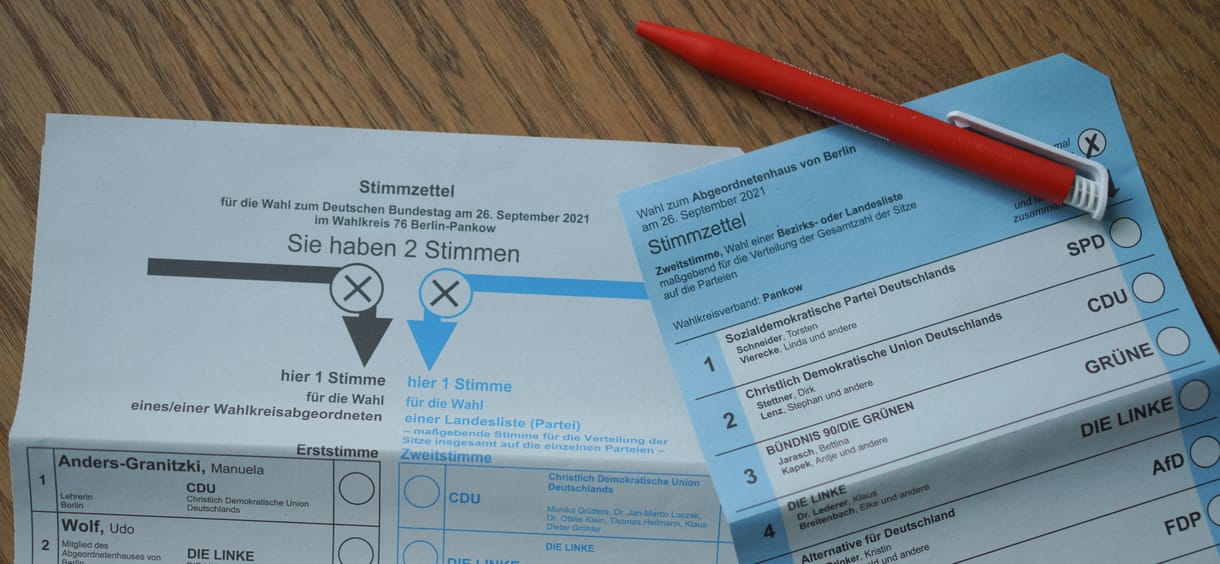 Európa sorsát is befolyásoló választás kezdődött Németországban