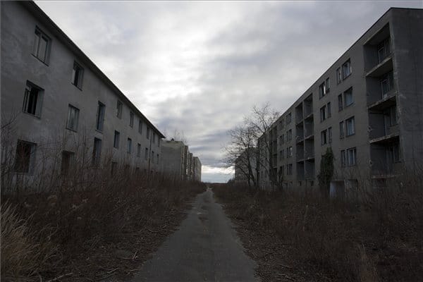 Bagóért lehet honvédségi üdülőket és klubokat venni