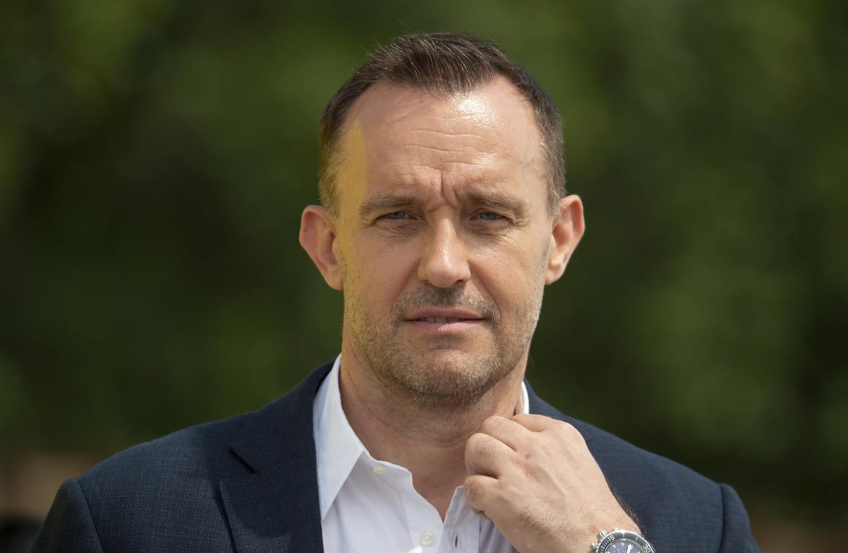 Már óriásplakátja is van Gattyán Györgynek