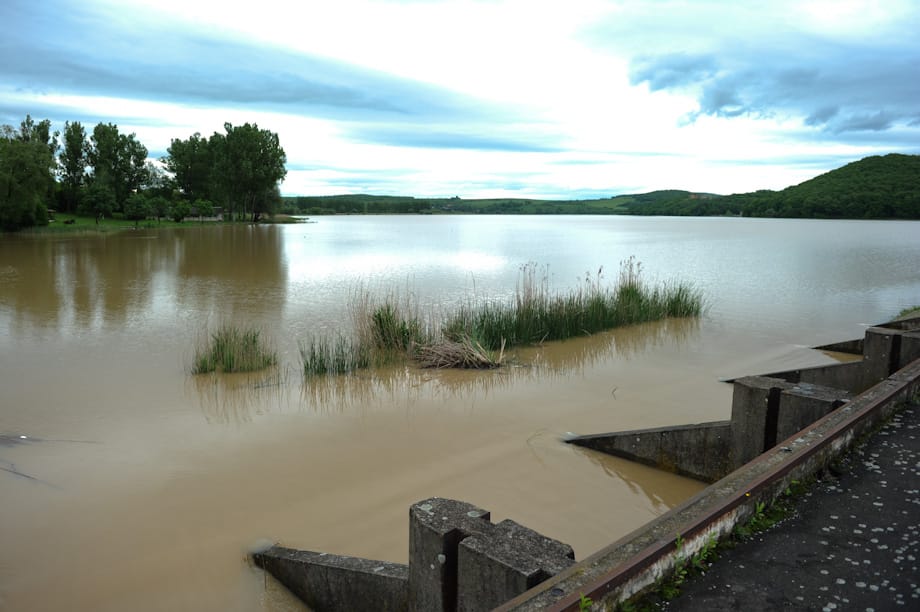 8 és fél méternél tetőzhet a Tisza, harmadfokú készültség