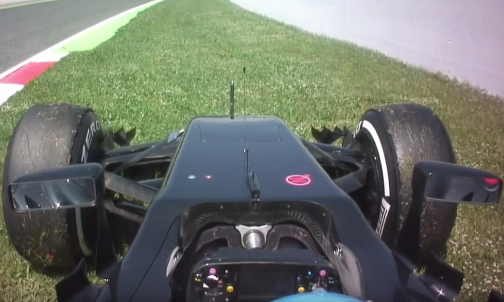 Egyetlen fájdalmas videóban a McLaren-Honda összes kapitális motorhibája
