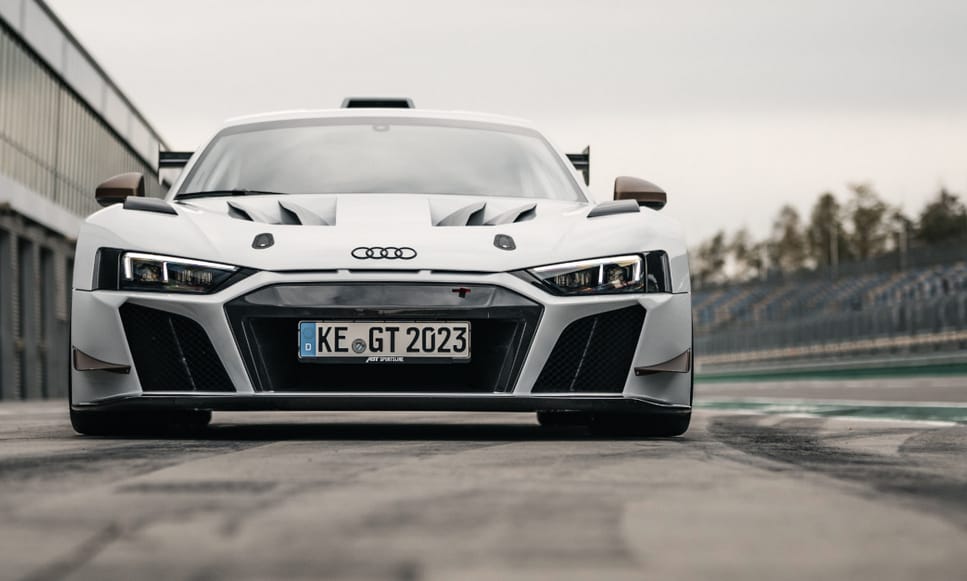 Közutakra szabadított versenyautó ez az új extrém Audi R8
