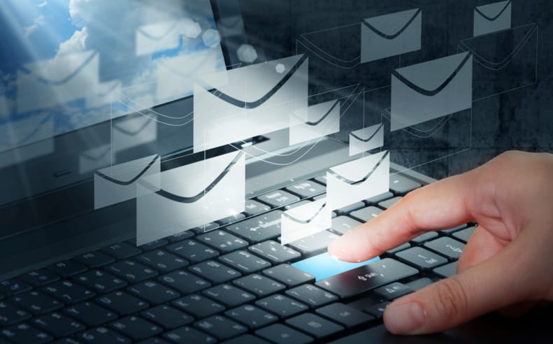 Ha minden privát és céges e-mailt egy helyen akar látni, ez egy tökéletes választás