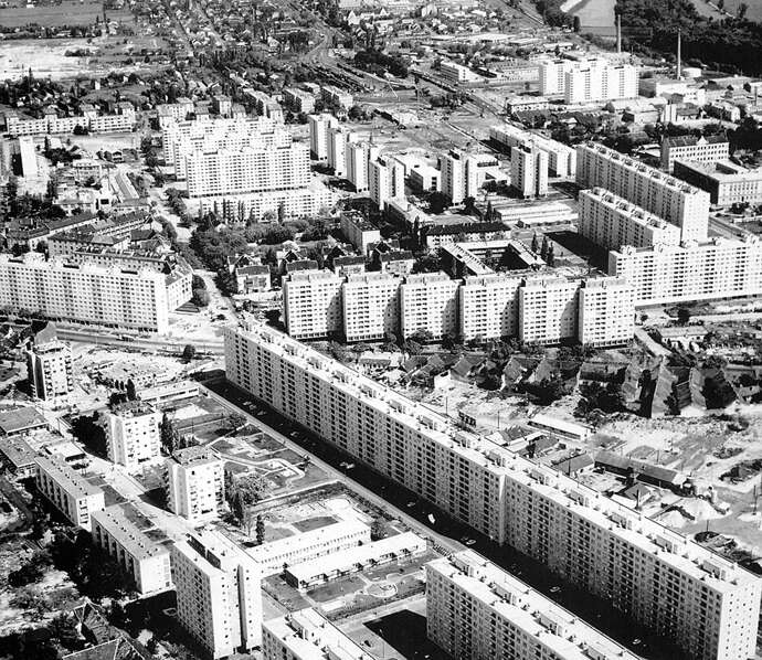 25 éves a Gazdagréti lakótelep - retróvideóval