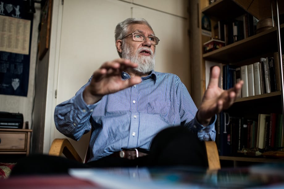 „Kabátlopás gyanújába keveredett az erkölcstan”