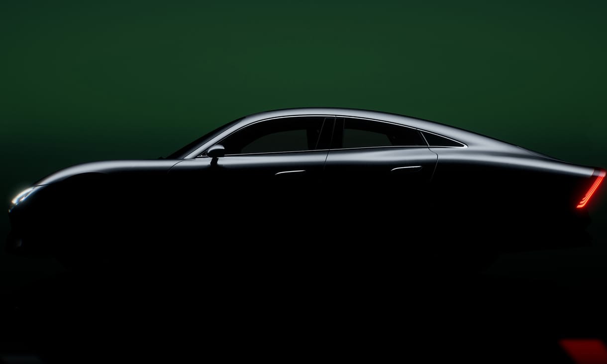 Hivatalos gyári fotón az 1000 kilométeres hatótávú elektromos Mercedes