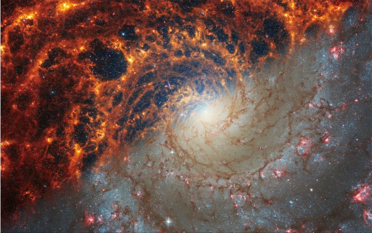 Lefotózott 19 spirálgalaxist a James Webb űrtávcső, most teljes felbontásban is megnézheti a képeket