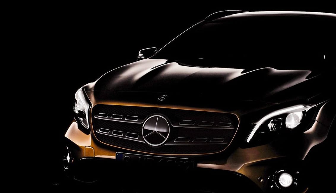 Itt az első hivatalos fotó a megújult Mercedes-Benz GLA-ról