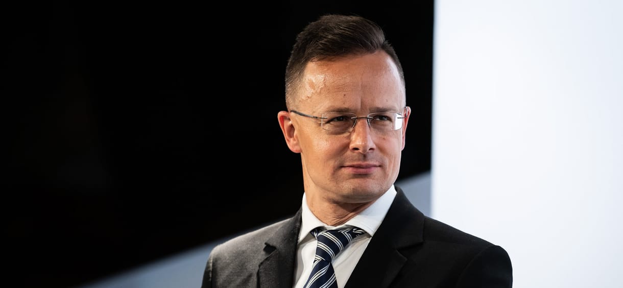 Szijjártó: Amerika be akar avatkozni a jövő évi magyar választásokba