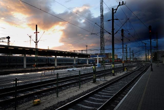 Utasaiból nyert árammal csökkenti a rezsit egy vasútállomás