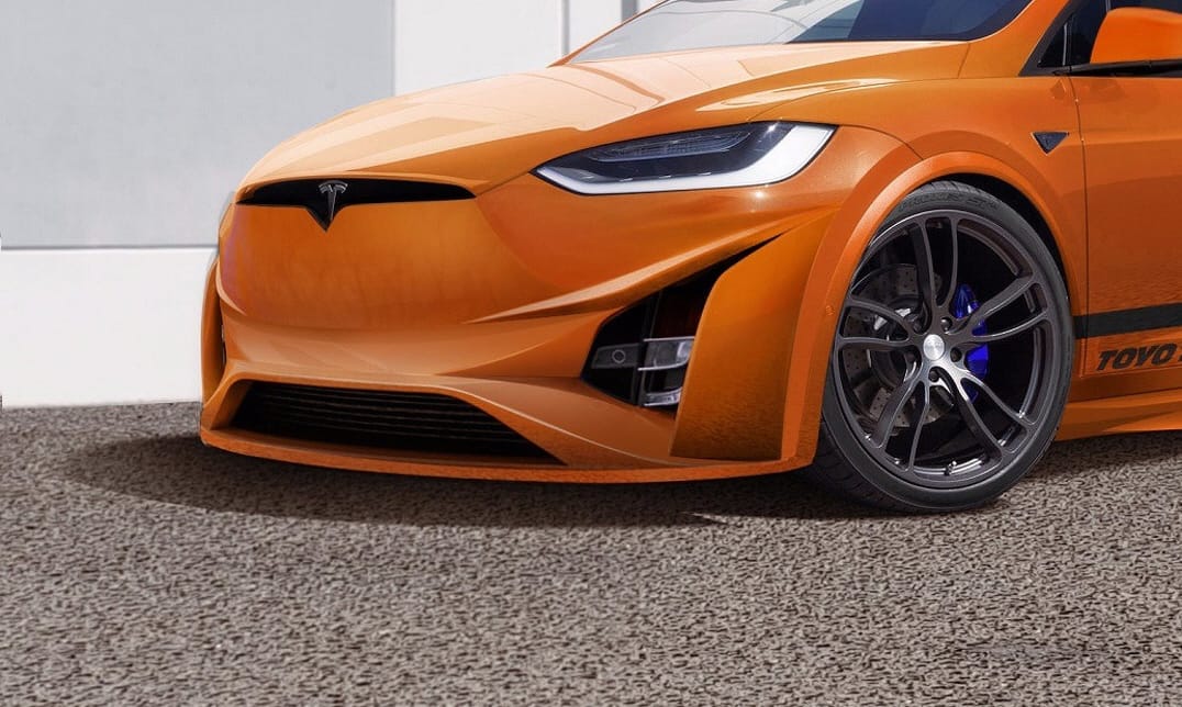 Nincs nagy gond a Tesla külsejével, de így, ültetve, narancsszínben azért nagyon üt