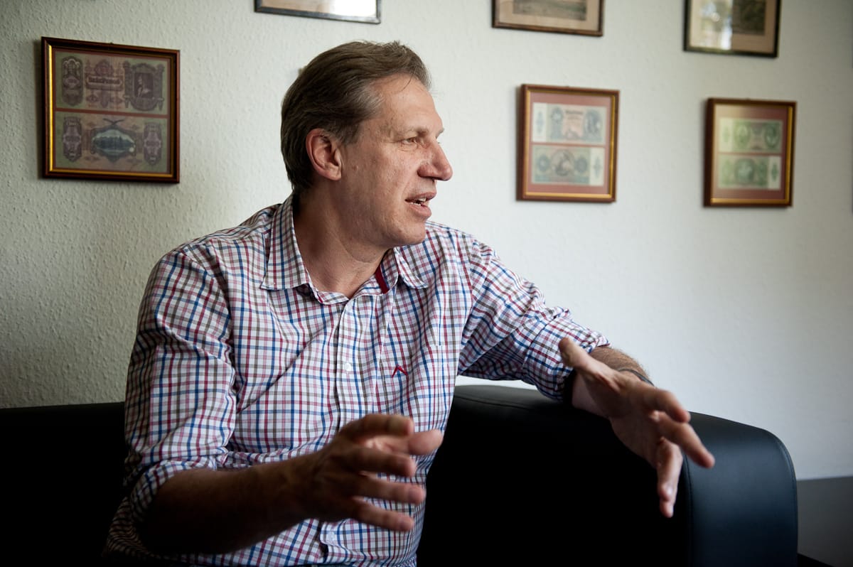 Magyar Bálint: A magyar maffiaállam számára is csak a „fogadott politikai család” érdekei léteznek