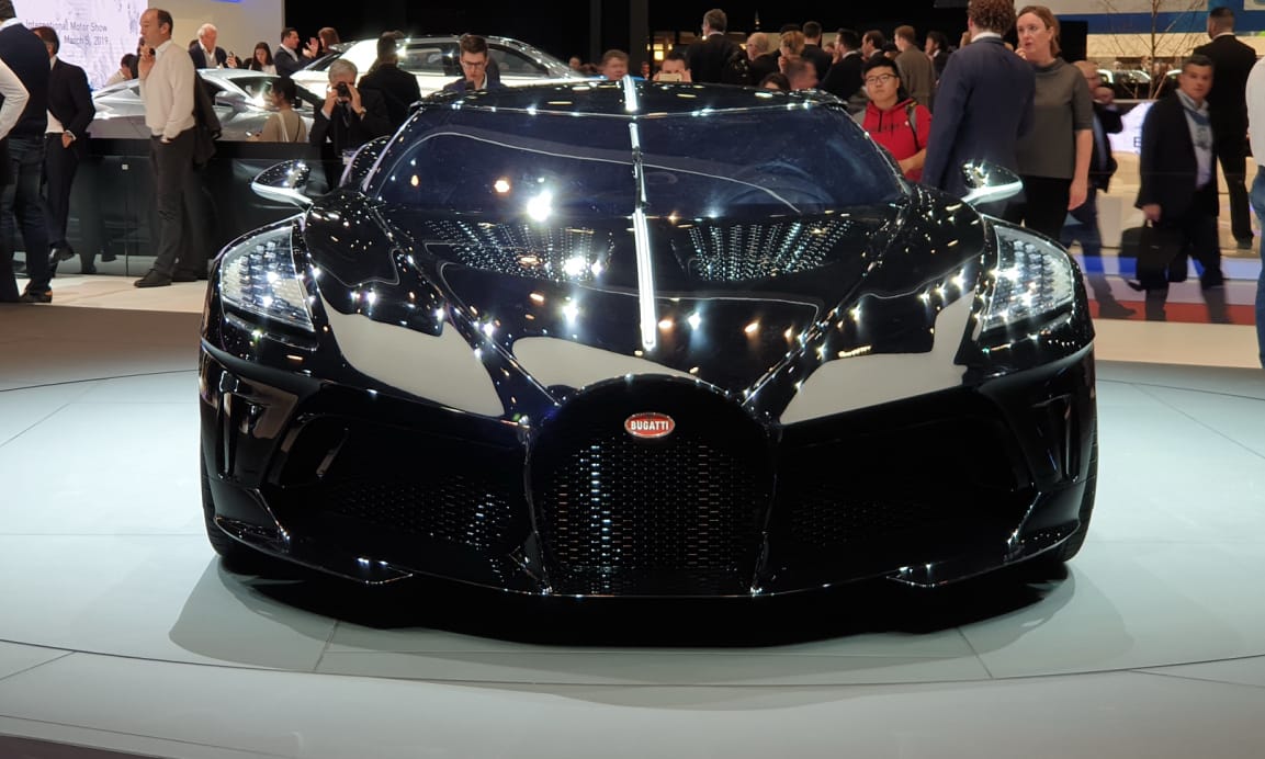 Egyelőre egy nagy átverés a világ legdrágább új autója, az 5 milliárd forintos Bugatti