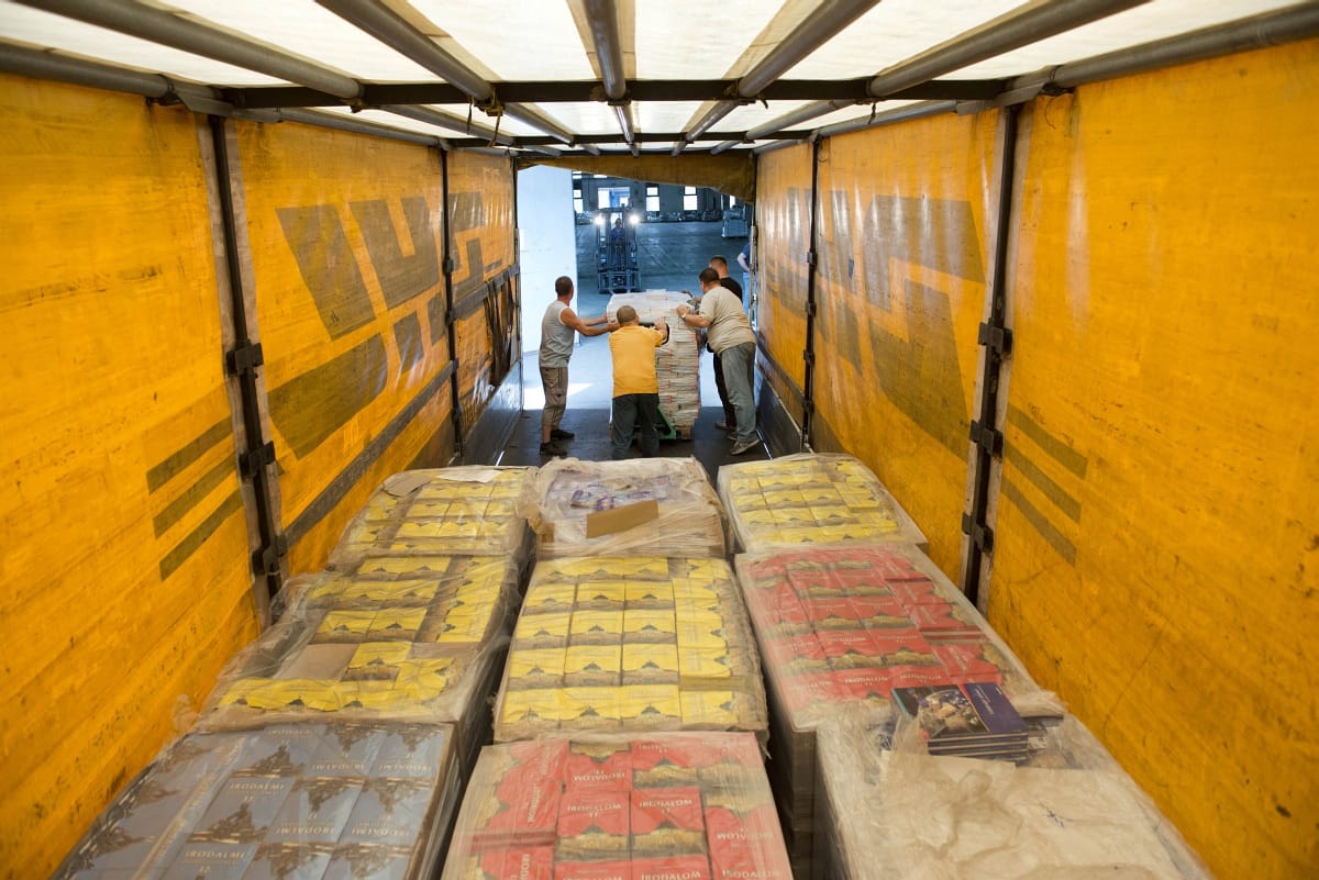 Tankönyvrezsi: Fizetne a szülő és az önkormányzat is, de a Klik beint