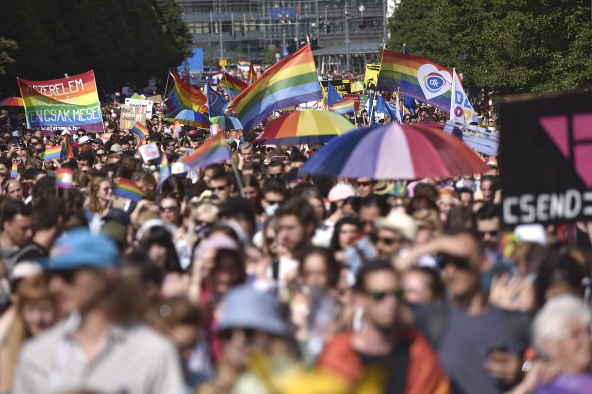A Tabánban ért véget a fesztiválhangulatú Pride-felvonulás