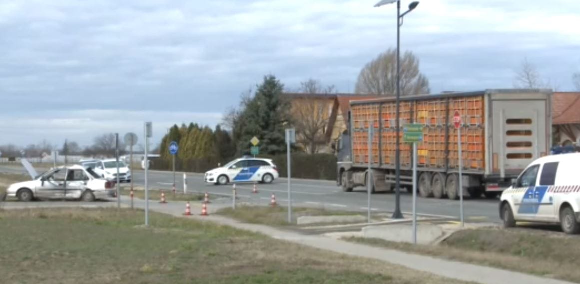 Egy 8 éves kislány halt meg a domaszéki balesetben
